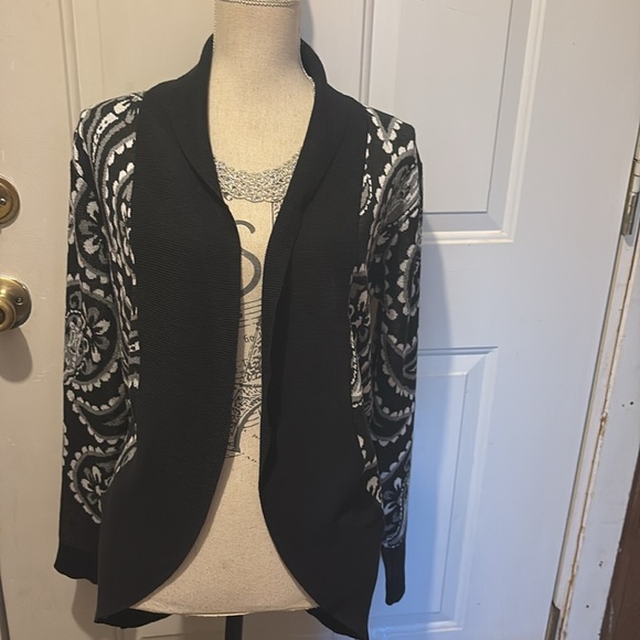 Southern Lady Women's Sweater small - Picture 2 of 3